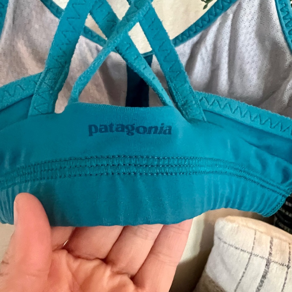 VGUC Patagonia Teal Sports Bra Size Small - Picture 8 of 16